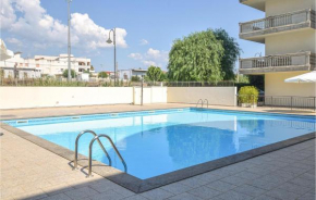 Amazing apartment in Caulonia Marina with Outdoor swimming pool, 2 Bedrooms and WiFi